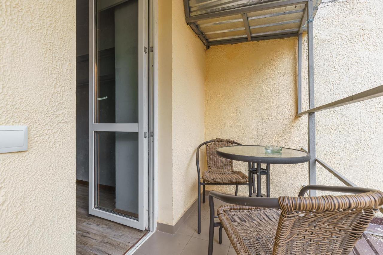 Loft On Mayakovsky 9 Odessa Zewnętrze zdjęcie