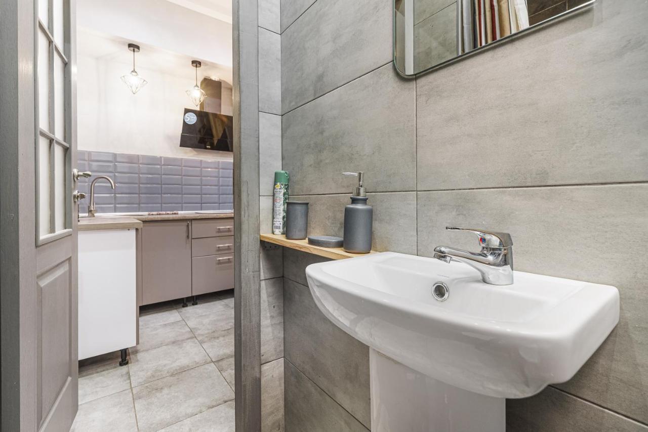 Loft On Mayakovsky 9 Odessa Zewnętrze zdjęcie