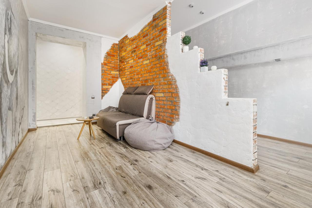 Loft On Mayakovsky 9 Odessa Zewnętrze zdjęcie