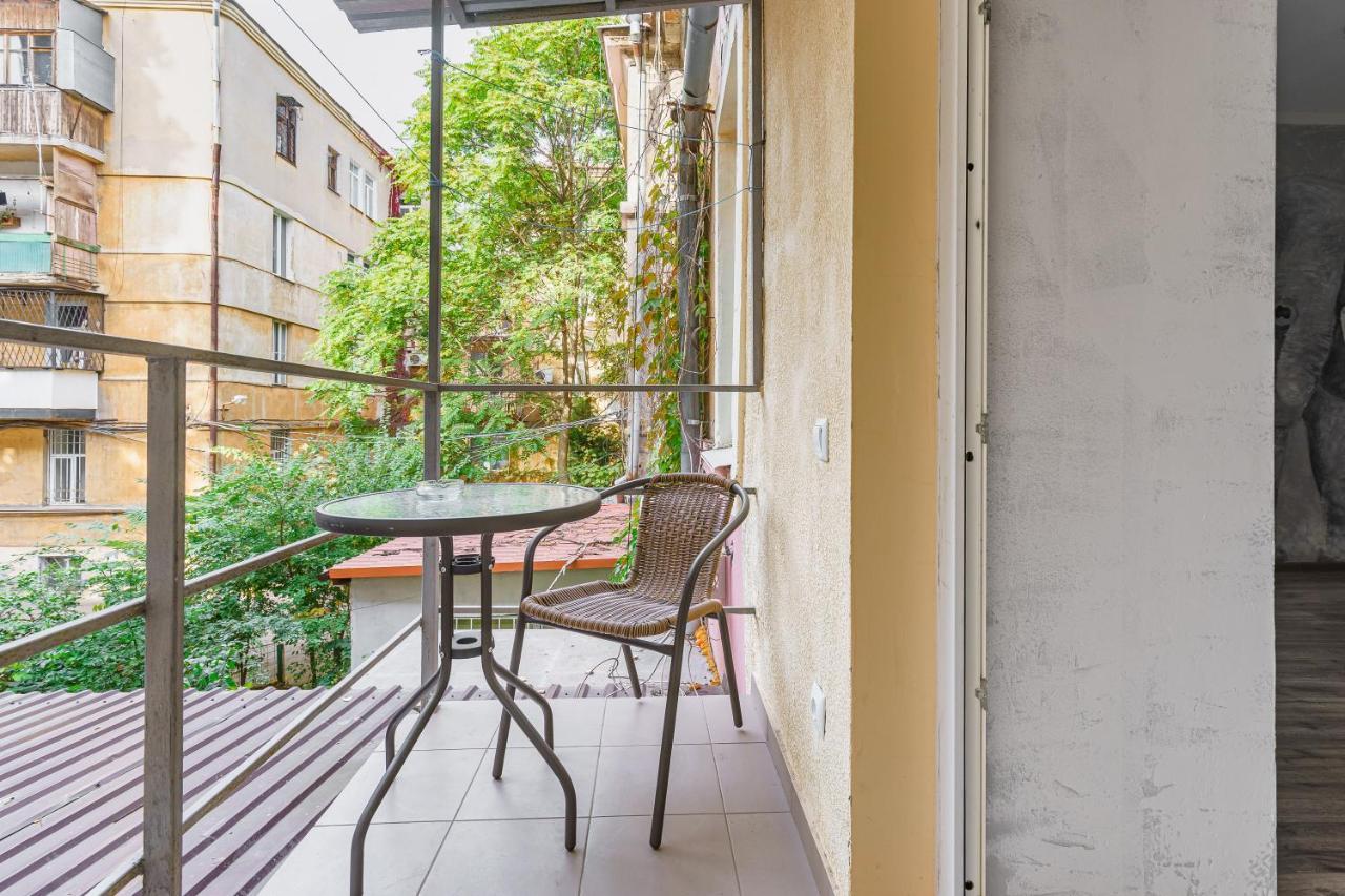 Loft On Mayakovsky 9 Odessa Zewnętrze zdjęcie