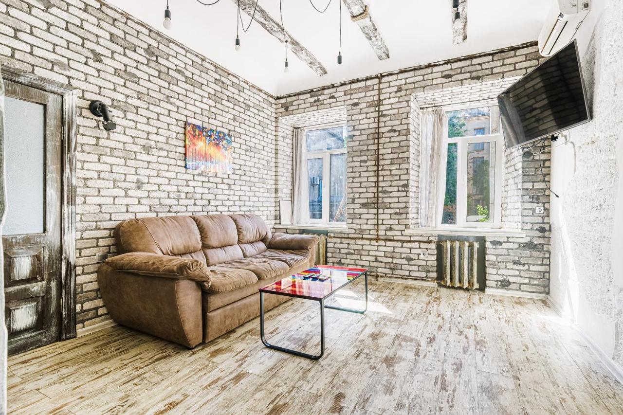 Loft On Mayakovsky 9 Odessa Zewnętrze zdjęcie