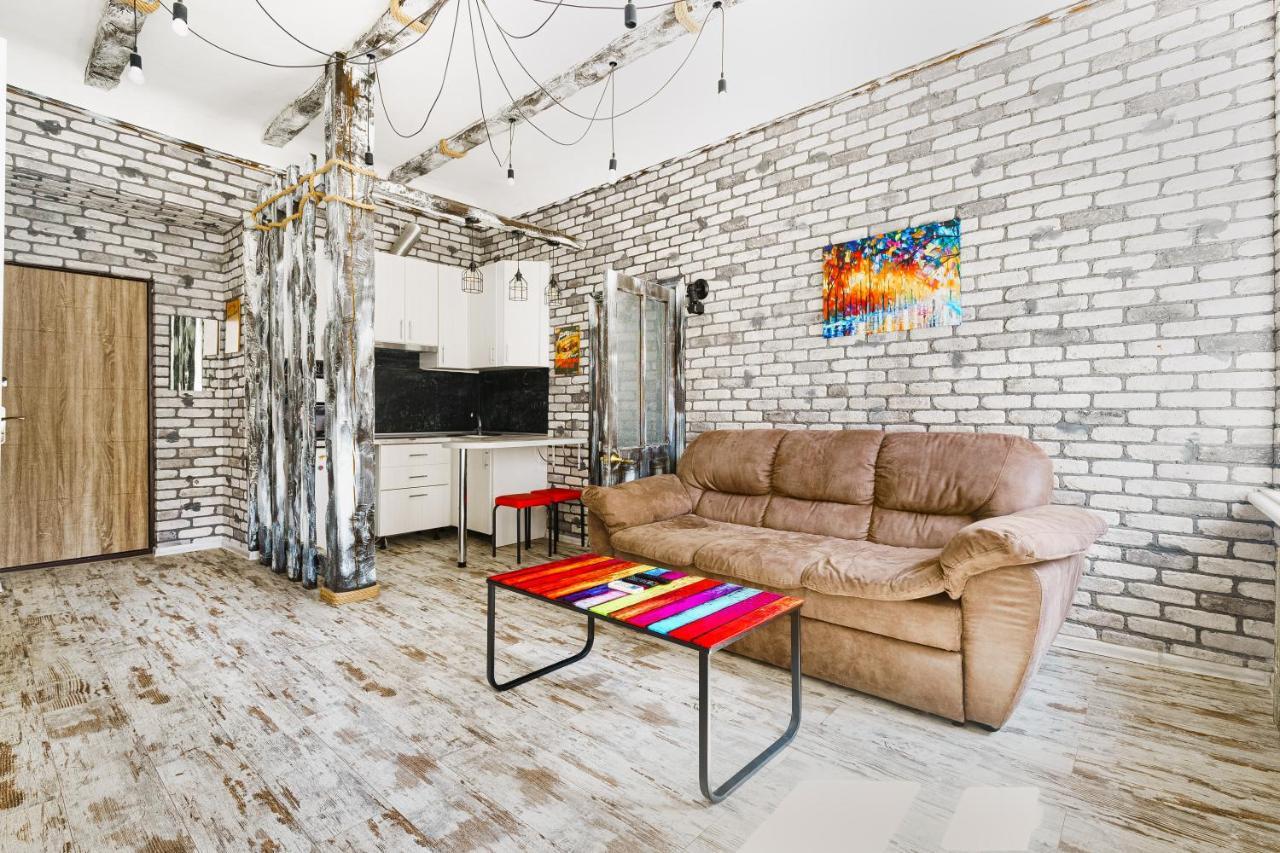 Loft On Mayakovsky 9 Odessa Zewnętrze zdjęcie